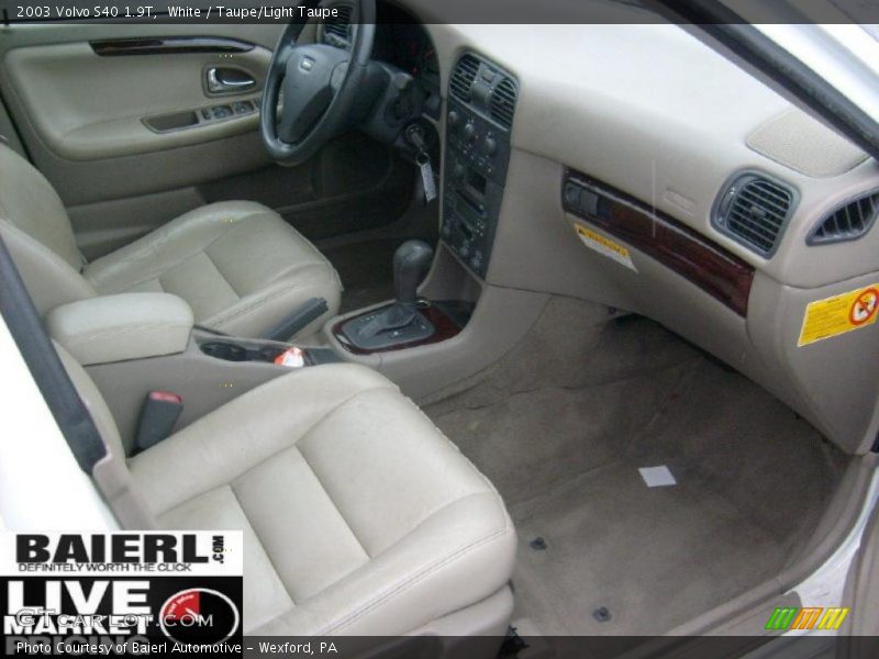 White / Taupe/Light Taupe 2003 Volvo S40 1.9T