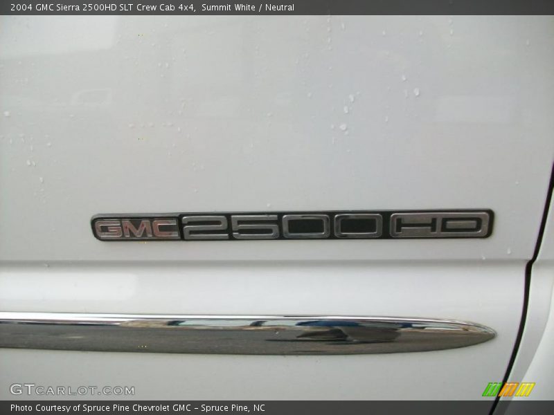 Summit White / Neutral 2004 GMC Sierra 2500HD SLT Crew Cab 4x4