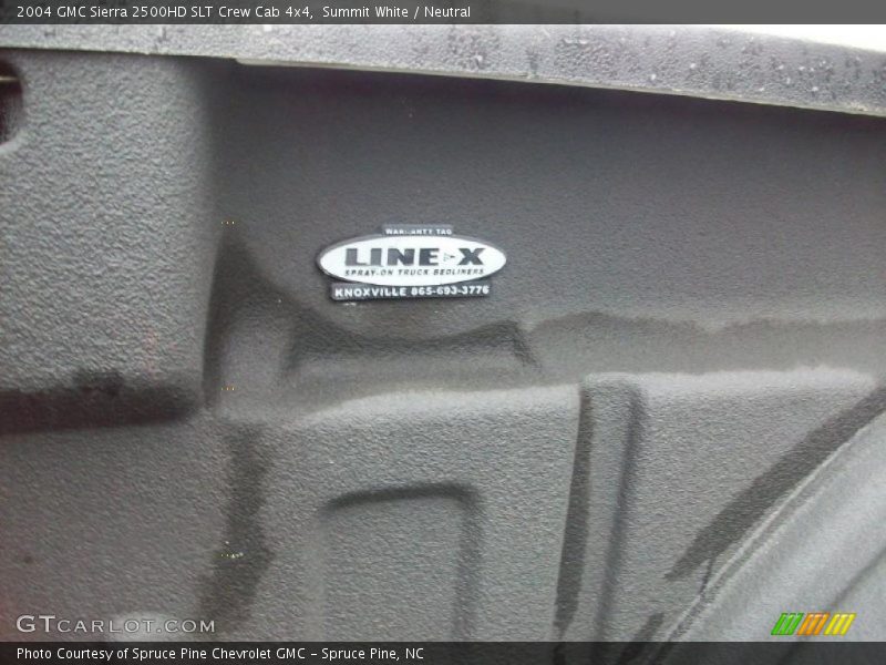 Summit White / Neutral 2004 GMC Sierra 2500HD SLT Crew Cab 4x4