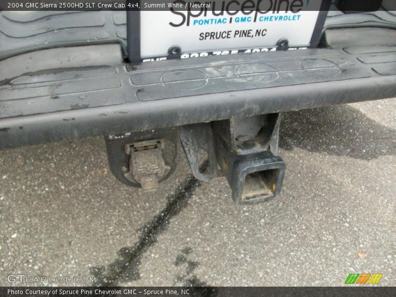 Summit White / Neutral 2004 GMC Sierra 2500HD SLT Crew Cab 4x4