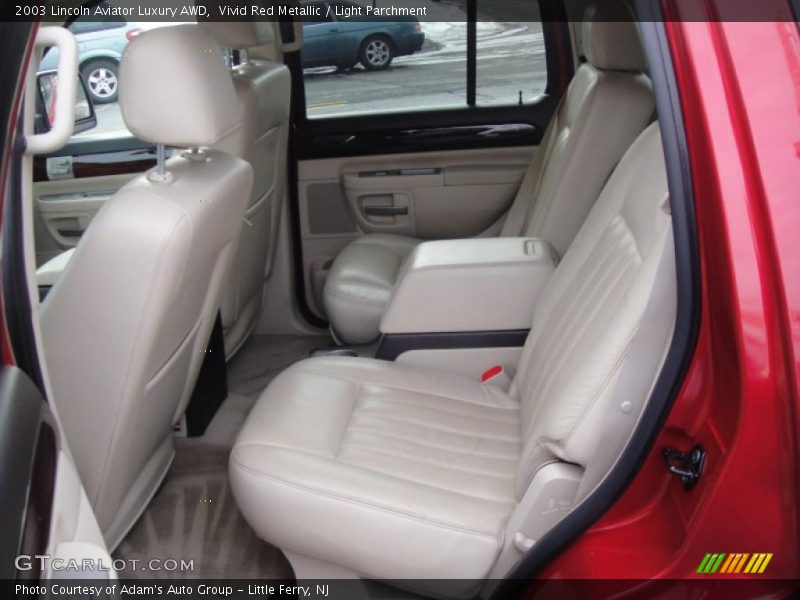 Vivid Red Metallic / Light Parchment 2003 Lincoln Aviator Luxury AWD
