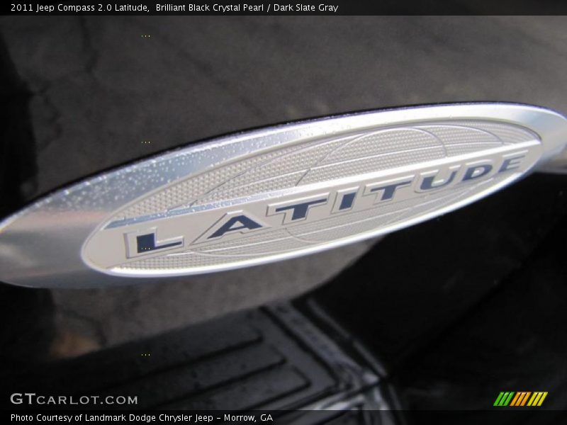 Brilliant Black Crystal Pearl / Dark Slate Gray 2011 Jeep Compass 2.0 Latitude