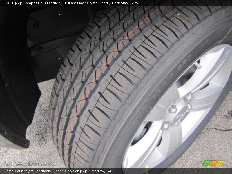 Brilliant Black Crystal Pearl / Dark Slate Gray 2011 Jeep Compass 2.0 Latitude