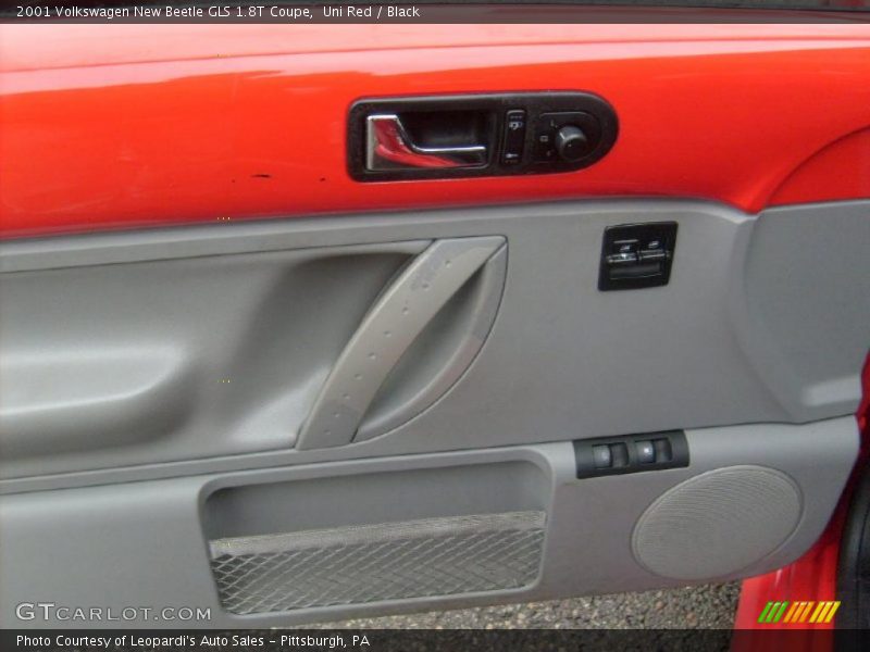 Uni Red / Black 2001 Volkswagen New Beetle GLS 1.8T Coupe