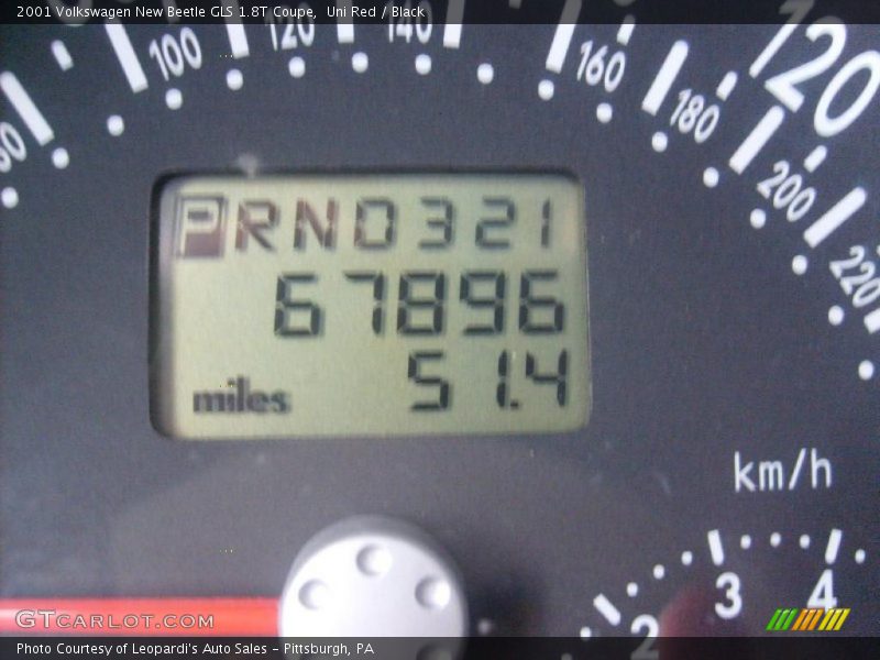 Uni Red / Black 2001 Volkswagen New Beetle GLS 1.8T Coupe