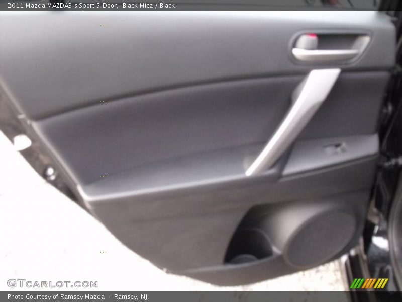 Black Mica / Black 2011 Mazda MAZDA3 s Sport 5 Door