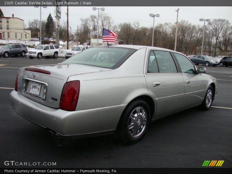 Light Platinum / Shale 2005 Cadillac DeVille Sedan