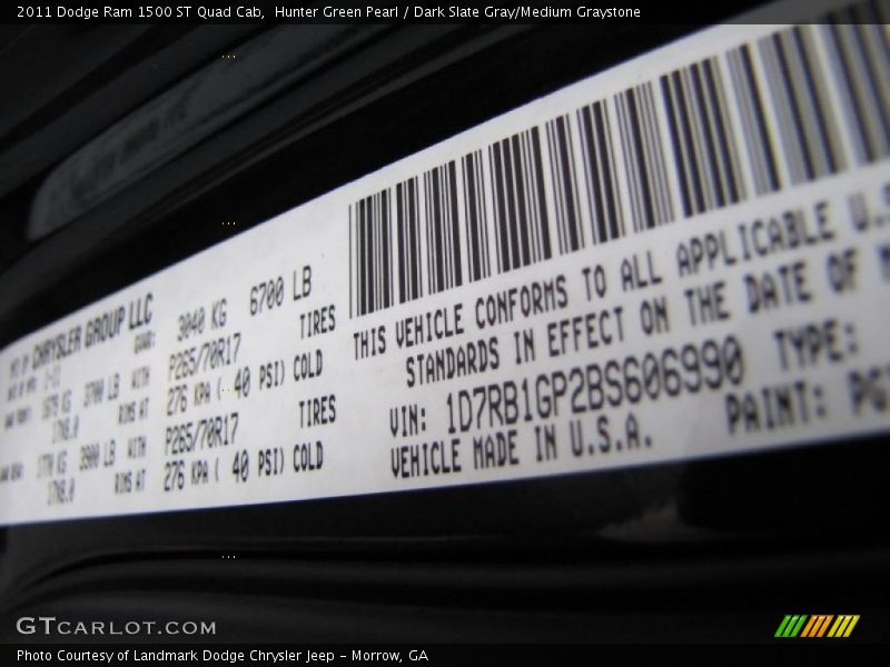 Hunter Green Pearl / Dark Slate Gray/Medium Graystone 2011 Dodge Ram 1500 ST Quad Cab