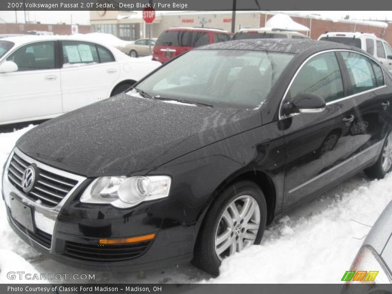 Deep Black / Pure Beige 2007 Volkswagen Passat 2.0T Sedan