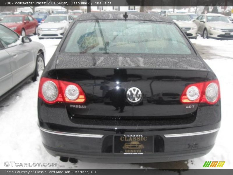 Deep Black / Pure Beige 2007 Volkswagen Passat 2.0T Sedan