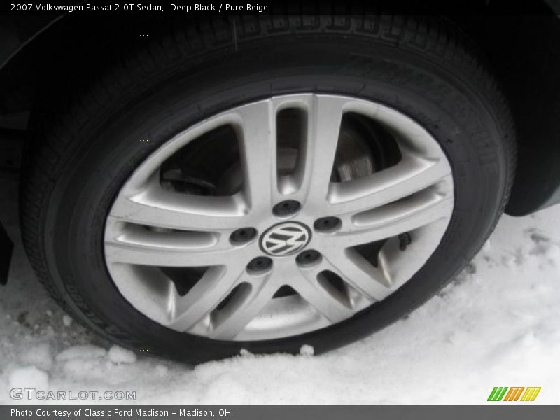 Deep Black / Pure Beige 2007 Volkswagen Passat 2.0T Sedan