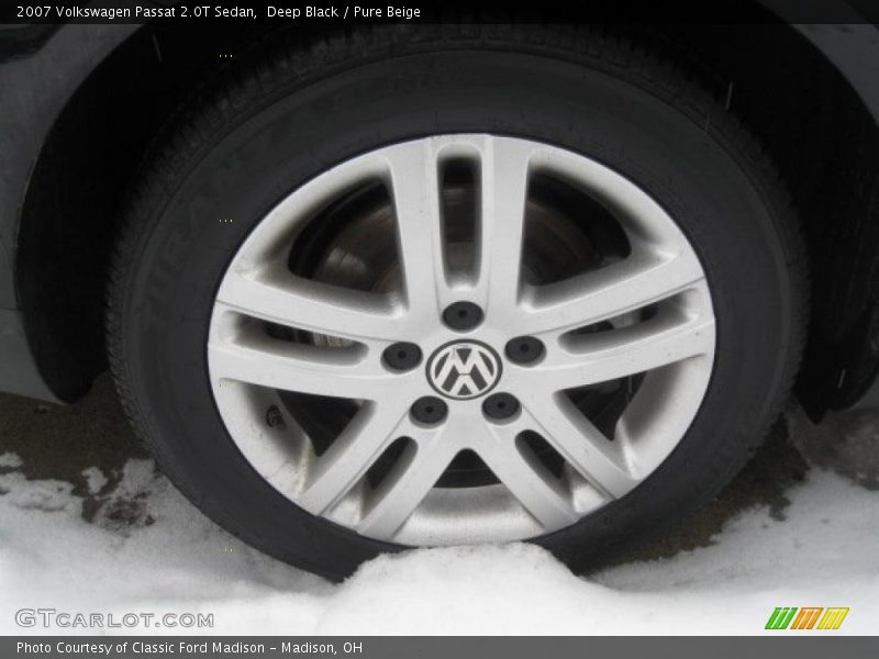 Deep Black / Pure Beige 2007 Volkswagen Passat 2.0T Sedan