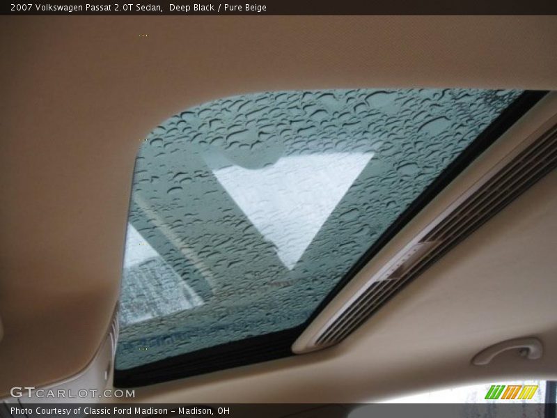Deep Black / Pure Beige 2007 Volkswagen Passat 2.0T Sedan