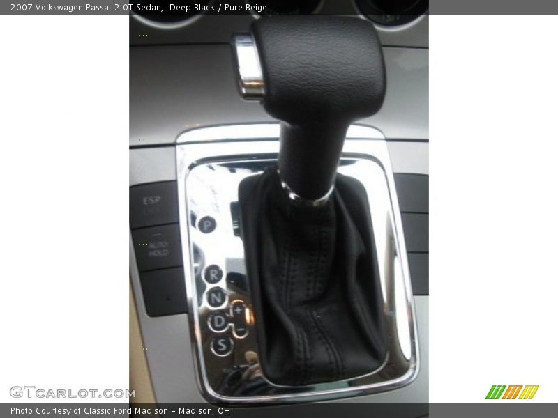 Deep Black / Pure Beige 2007 Volkswagen Passat 2.0T Sedan