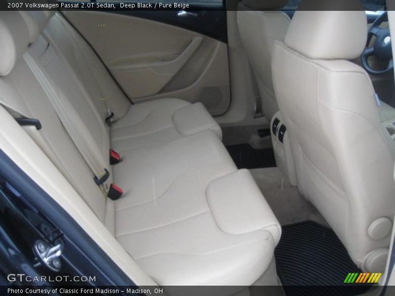 Deep Black / Pure Beige 2007 Volkswagen Passat 2.0T Sedan