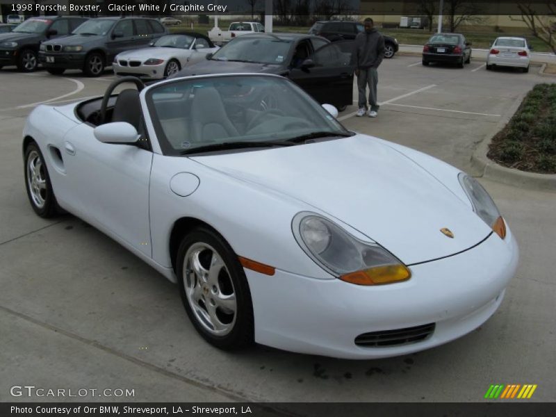 Front 3/4 View of 1998 Boxster 