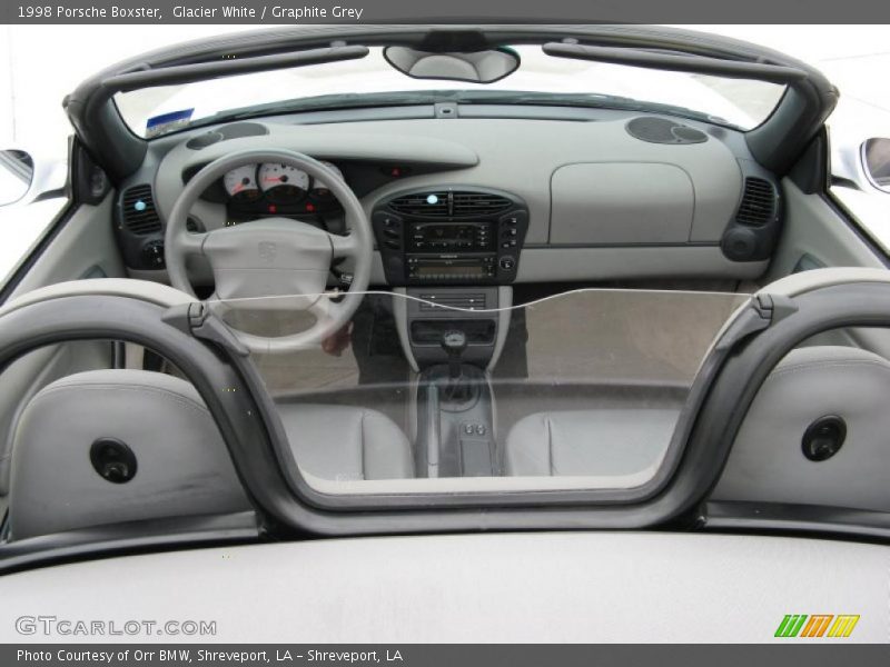 Dashboard of 1998 Boxster 