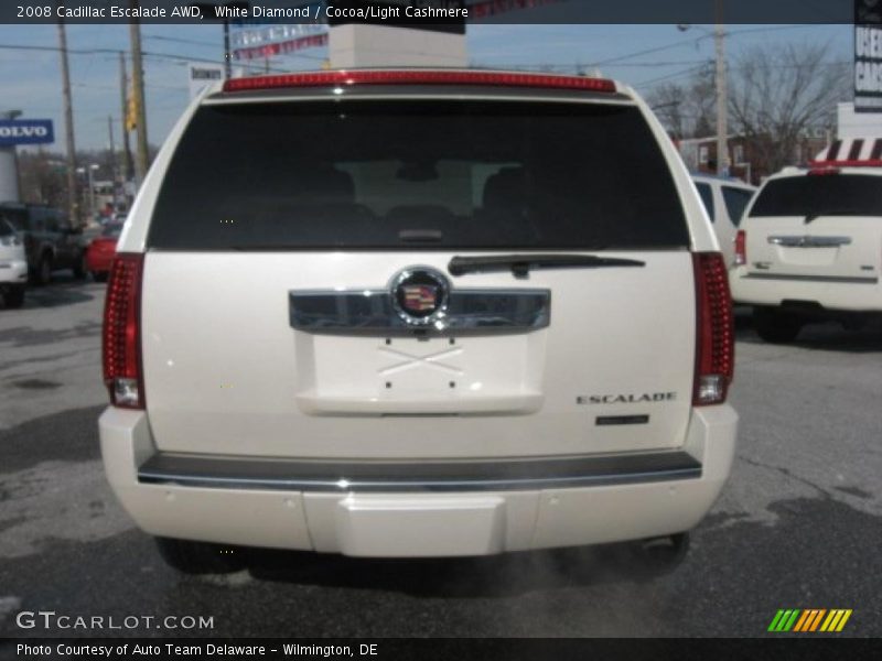White Diamond / Cocoa/Light Cashmere 2008 Cadillac Escalade AWD