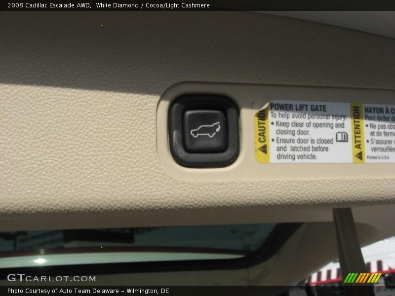 White Diamond / Cocoa/Light Cashmere 2008 Cadillac Escalade AWD