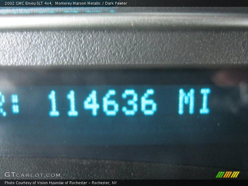 Monterey Maroon Metallic / Dark Pewter 2002 GMC Envoy SLT 4x4
