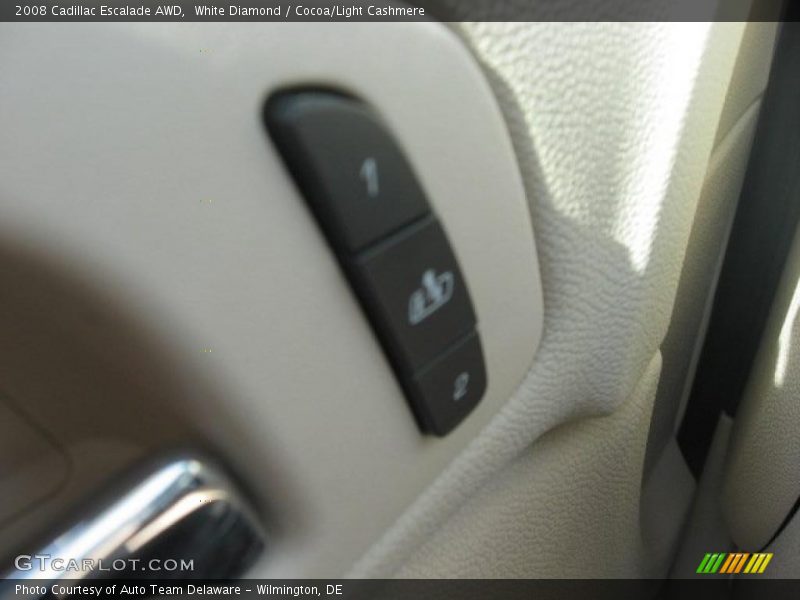 White Diamond / Cocoa/Light Cashmere 2008 Cadillac Escalade AWD