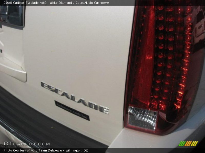 White Diamond / Cocoa/Light Cashmere 2008 Cadillac Escalade AWD