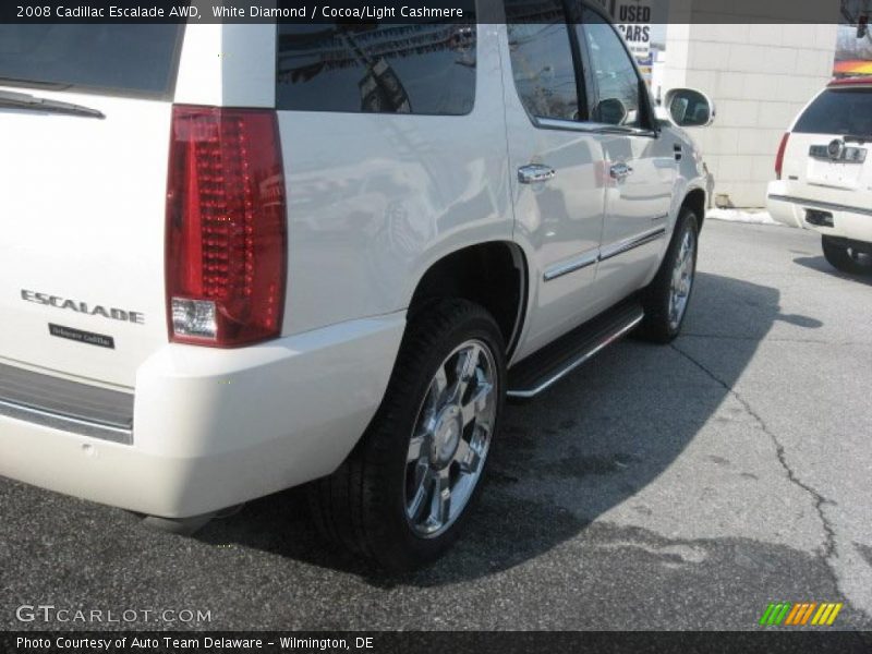 White Diamond / Cocoa/Light Cashmere 2008 Cadillac Escalade AWD