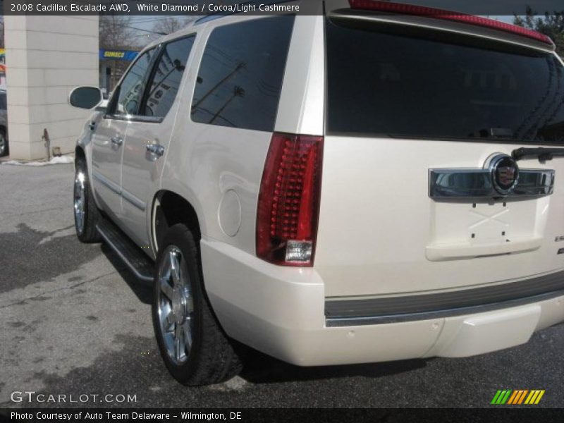 White Diamond / Cocoa/Light Cashmere 2008 Cadillac Escalade AWD