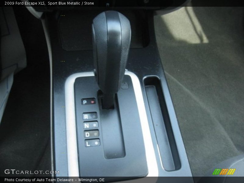  2009 Escape XLS 6 Speed Automatic Shifter