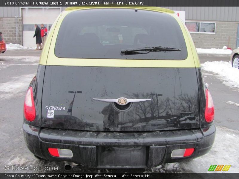 Brilliant Black Crystal Pearl / Pastel Slate Gray 2010 Chrysler PT Cruiser Classic