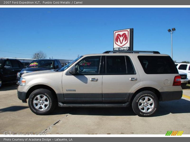 Pueblo Gold Metallic / Camel 2007 Ford Expedition XLT