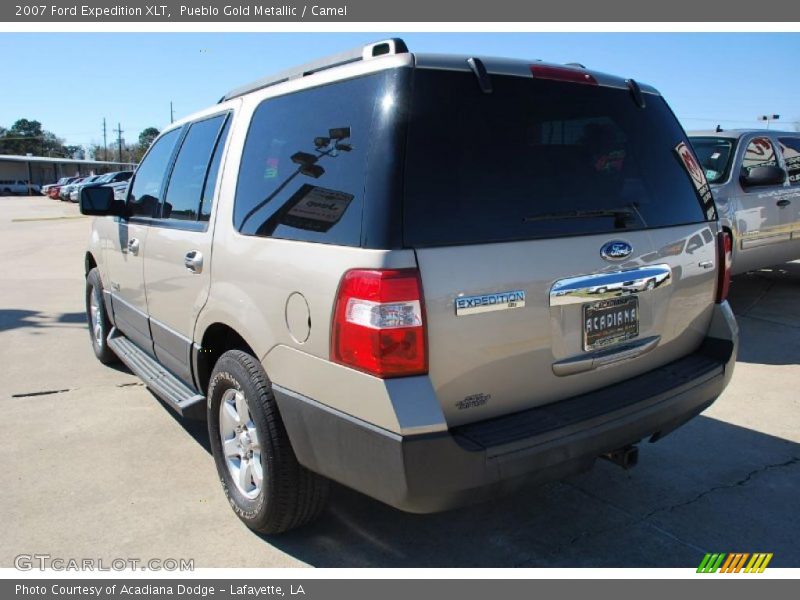 Pueblo Gold Metallic / Camel 2007 Ford Expedition XLT