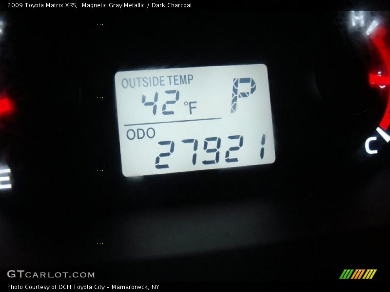 Magnetic Gray Metallic / Dark Charcoal 2009 Toyota Matrix XRS