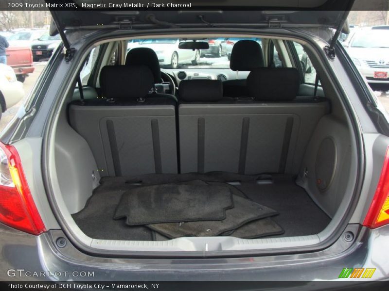  2009 Matrix XRS Trunk