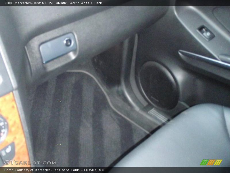 Arctic White / Black 2008 Mercedes-Benz ML 350 4Matic