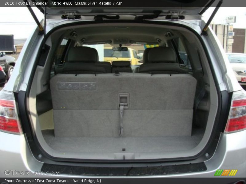 Classic Silver Metallic / Ash 2010 Toyota Highlander Hybrid 4WD