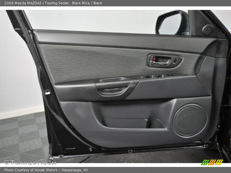 Black Mica / Black 2009 Mazda MAZDA3 i Touring Sedan