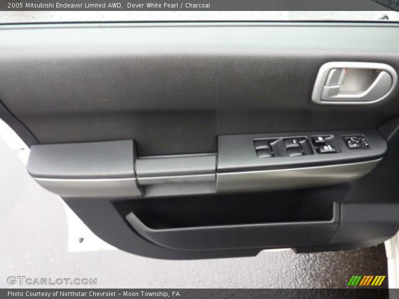Dover White Pearl / Charcoal 2005 Mitsubishi Endeavor Limited AWD