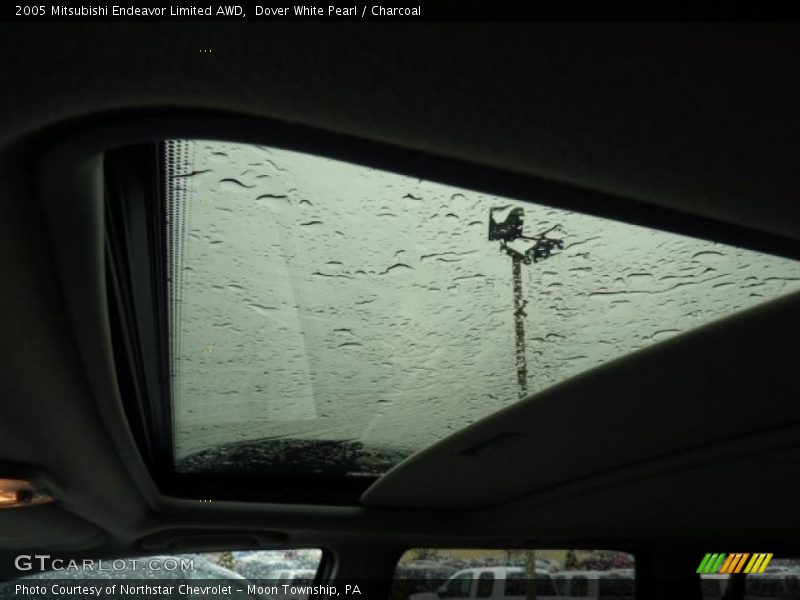 Dover White Pearl / Charcoal 2005 Mitsubishi Endeavor Limited AWD