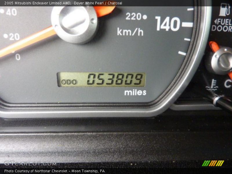 Dover White Pearl / Charcoal 2005 Mitsubishi Endeavor Limited AWD