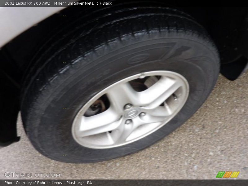 Millennium Silver Metallic / Black 2002 Lexus RX 300 AWD