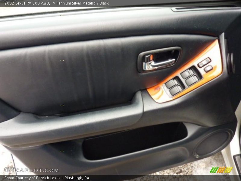 Millennium Silver Metallic / Black 2002 Lexus RX 300 AWD