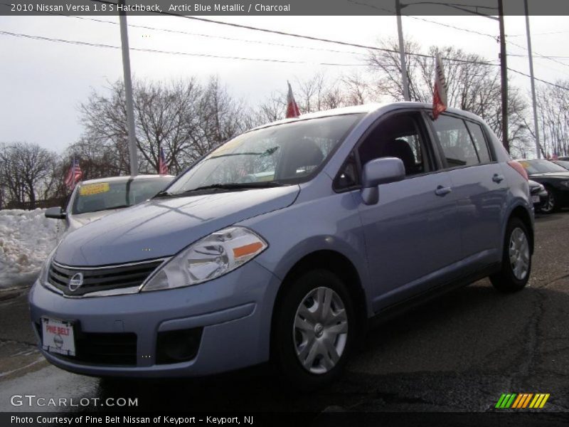 Front 3/4 View of 2010 Versa 1.8 S Hatchback