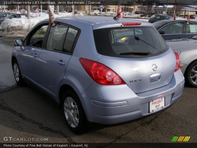  2010 Versa 1.8 S Hatchback Arctic Blue Metallic