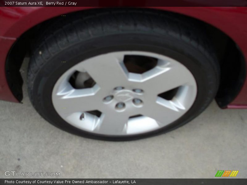 Berry Red / Gray 2007 Saturn Aura XE