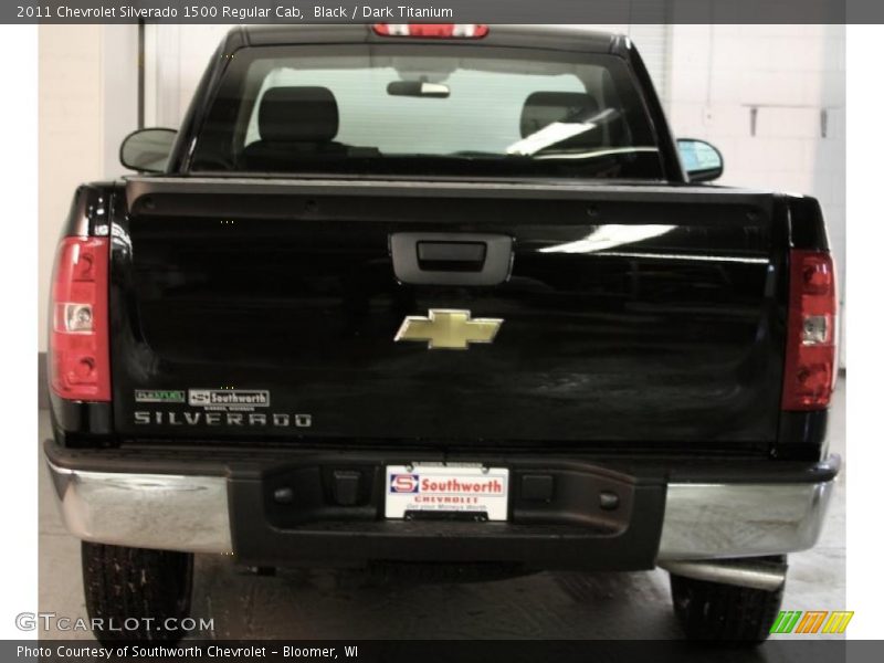 Black / Dark Titanium 2011 Chevrolet Silverado 1500 Regular Cab