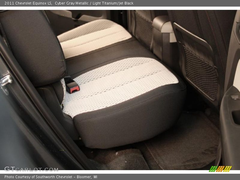 Cyber Gray Metallic / Light Titanium/Jet Black 2011 Chevrolet Equinox LS