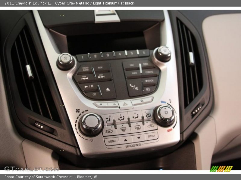 Cyber Gray Metallic / Light Titanium/Jet Black 2011 Chevrolet Equinox LS