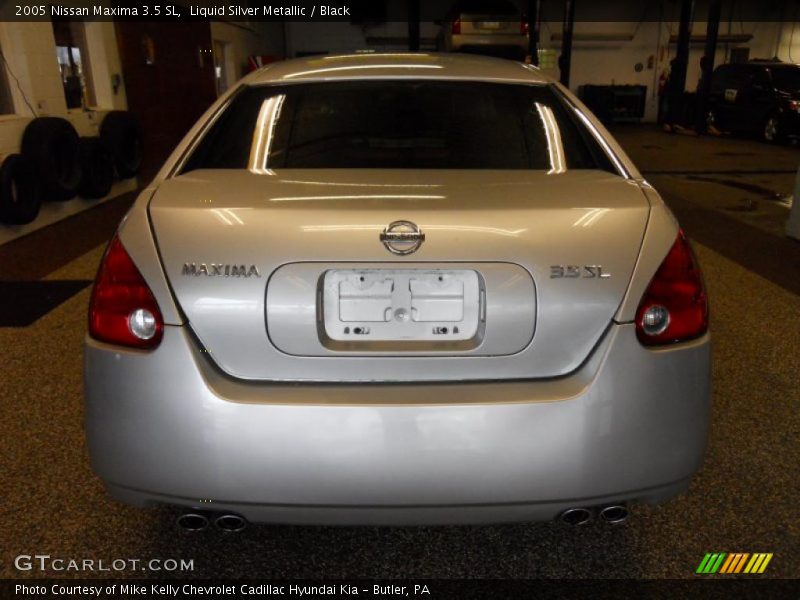 Liquid Silver Metallic / Black 2005 Nissan Maxima 3.5 SL