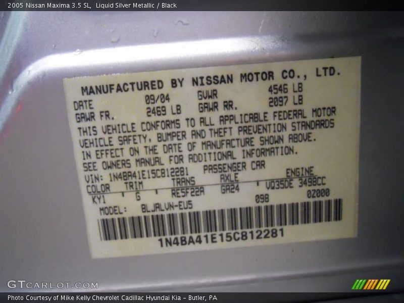 Liquid Silver Metallic / Black 2005 Nissan Maxima 3.5 SL